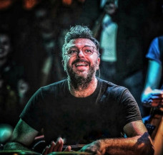 Pierre charrier-musicien-percussioniste